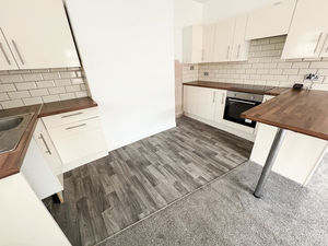 Photo 1- click for photo gallery